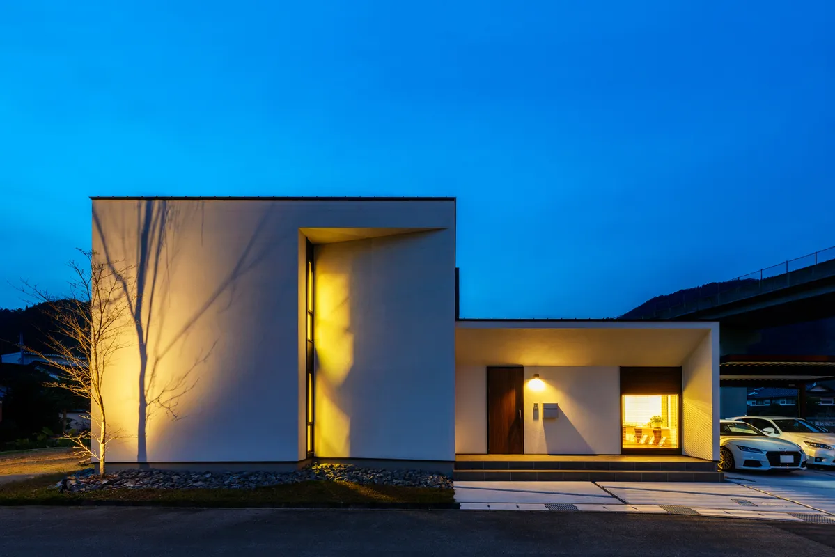 どこにいても季節の緑を楽しめる家						 事例トップ画像