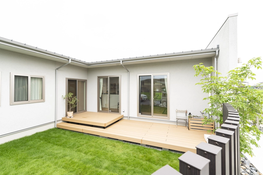 中庭のある家の施工事例15選!メリットやデメリット、ポイントを解説