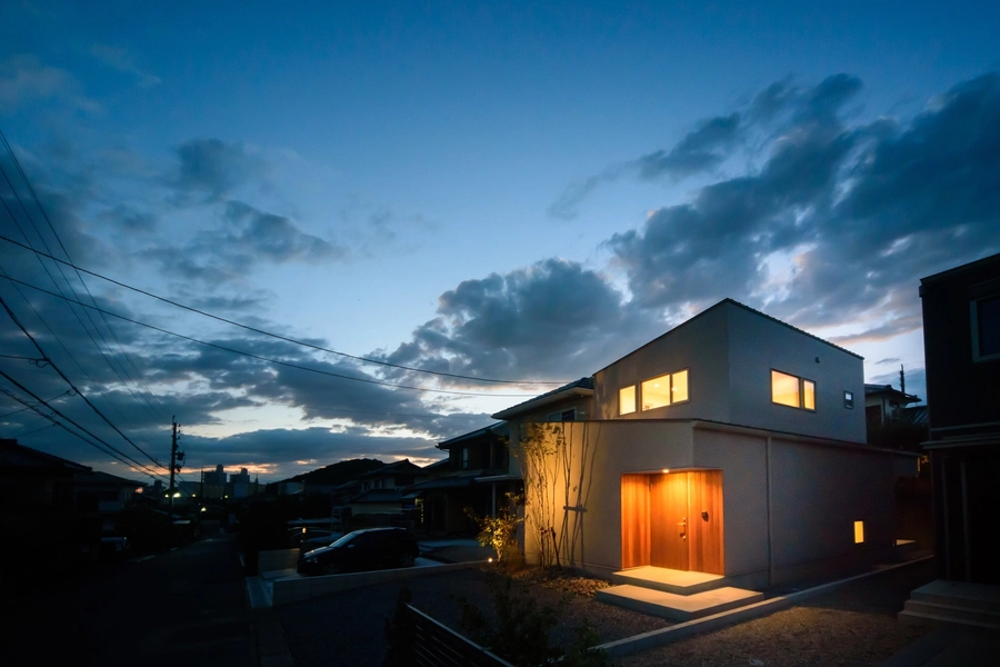 心が落ち着く「寝室インテリア15選!」おしゃれに見えるポイントを解説