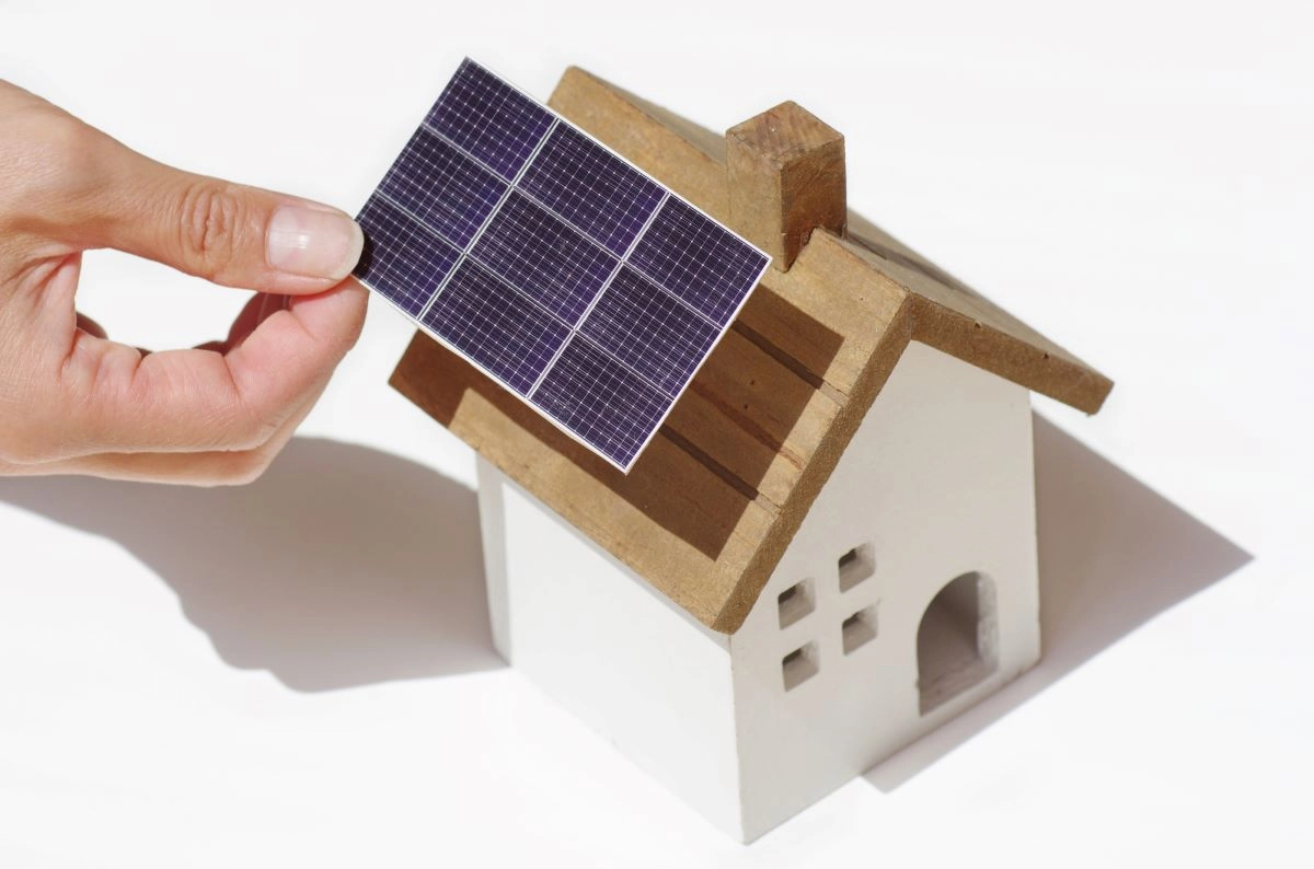 太陽光発電を用いた住宅模型