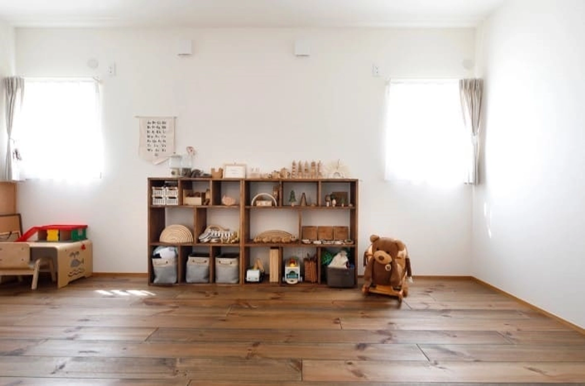 ナチュラルアンティークな雰囲気の子供部屋
