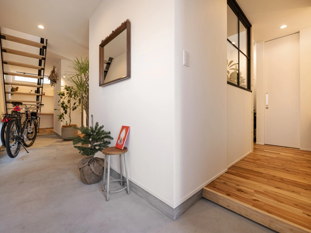 自転車も楽々置ける広いエントランススペース