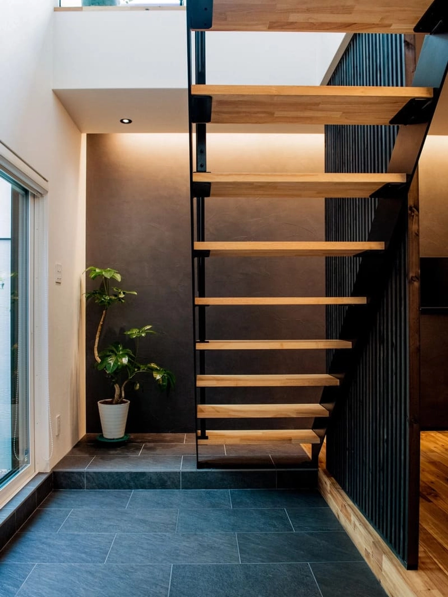 通り土間に設置した吹き抜け