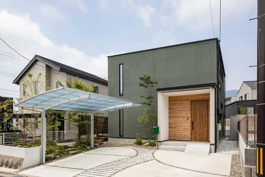 注文住宅にパントリーは必要?収納上手になれるコツと設置する際のポイントも