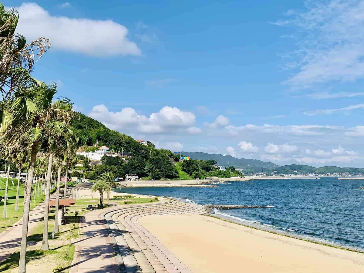 夏の終わりの宮崎海水浴場(愛知県西尾市)