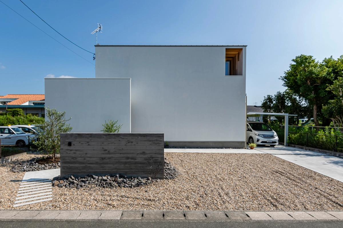 【西尾市】記憶を受け継ぐ 二世帯住宅