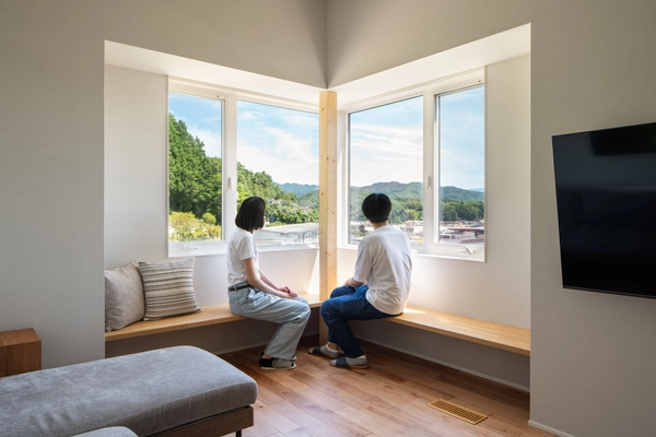 OPEN HOUSE ー景色を一望する2階リビングの家ー