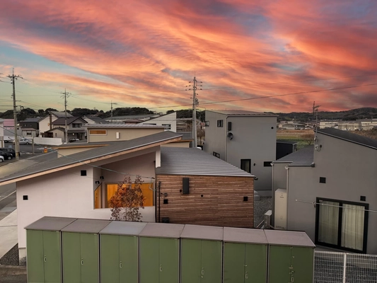 【益田市】世帯を超えてつながる、中庭のある暮らし