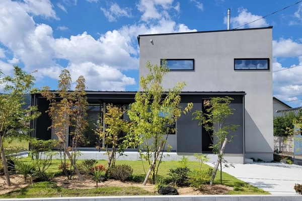 【山口市】伸びやかに庭へつながるお家