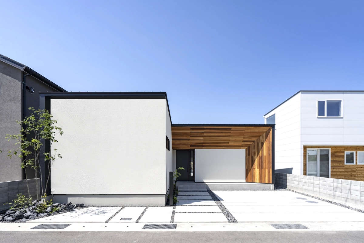 松茂モデル外観写真