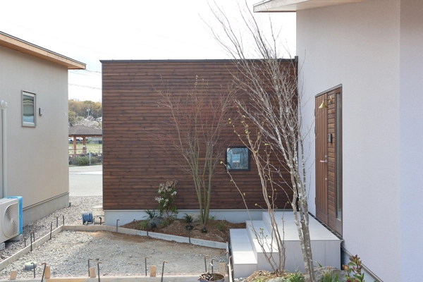 【益田市】深い庇を持つ小さな平屋