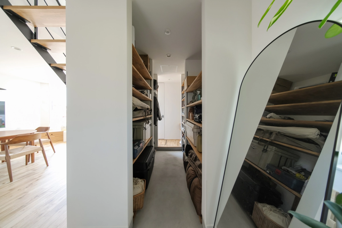 隅切りの家の収納スペース