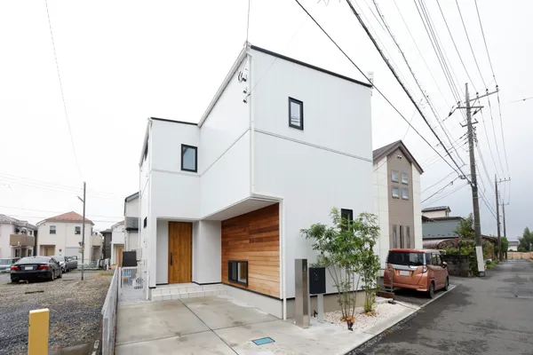 リビング続きのテラスで実現する贅沢な空間の外観