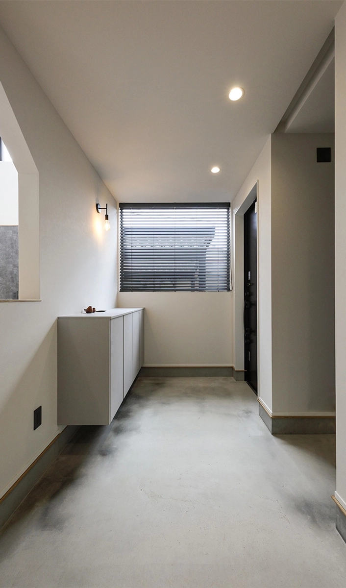 ウチで過ごす時間も良いなと思える家の玄関