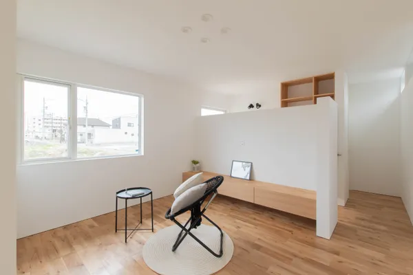 光と風が巡る温もりの平屋のリビング