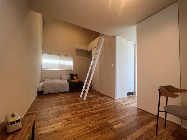 寄り添い、つながる。土間のある家の子供部屋・ロフト