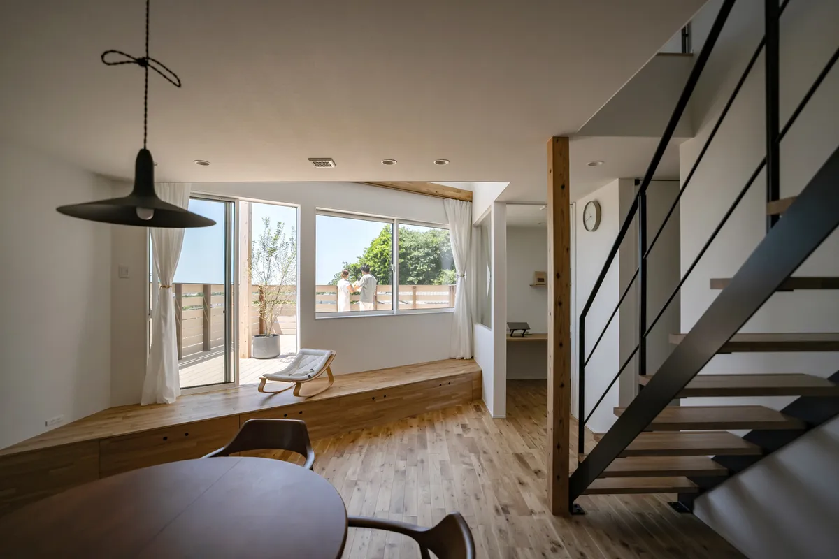 隅切りの家 事例トップ画像