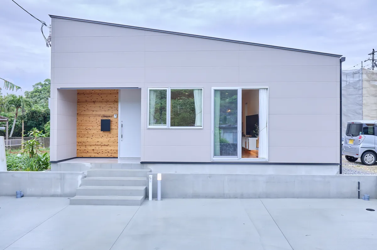 家事がはかどる四角い平屋 事例トップ画像