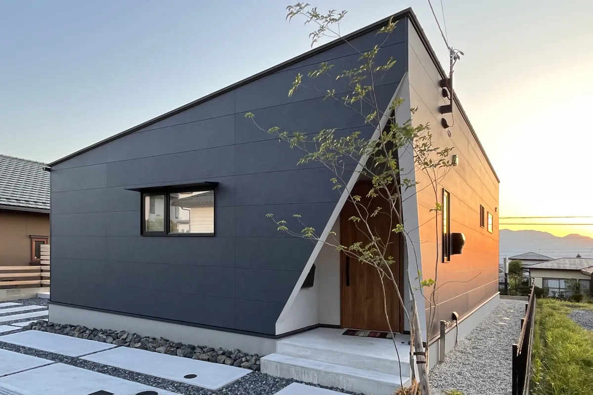 インナーテラスのある平屋で快適な生活を 事例トップ画像