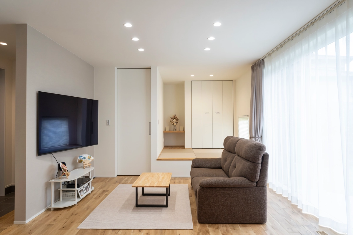 L型+庭の家 サブ画像 左