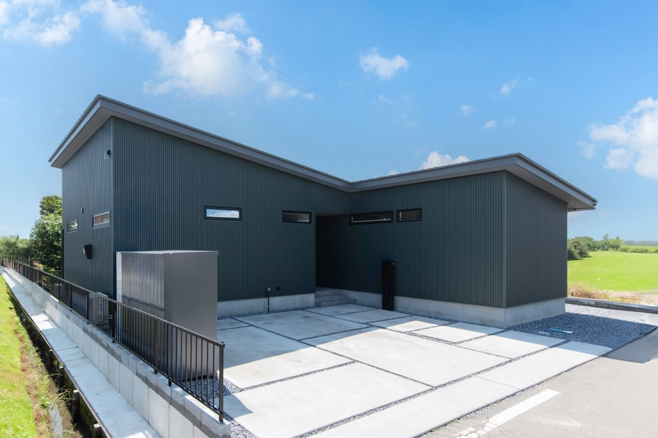 光と風が巡る温もりの平屋 注文住宅の施工事例・岐阜県羽島市 Y邸| 注文住宅なら建築家住宅のR+houseネットワーク