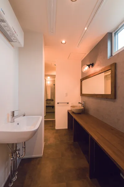 暮らし方の変化も考えたデザイン重視の家の家事スペース・洗面所