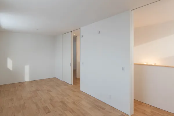 心地よい距離感が育むのびやかな暮らしの子供部屋