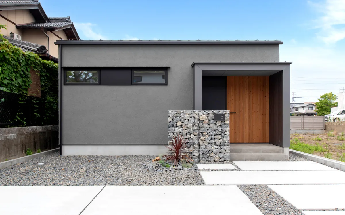 大きな間のある平屋 事例トップ画像