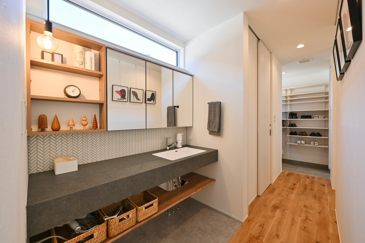 温もり溢れる平屋の洗面所