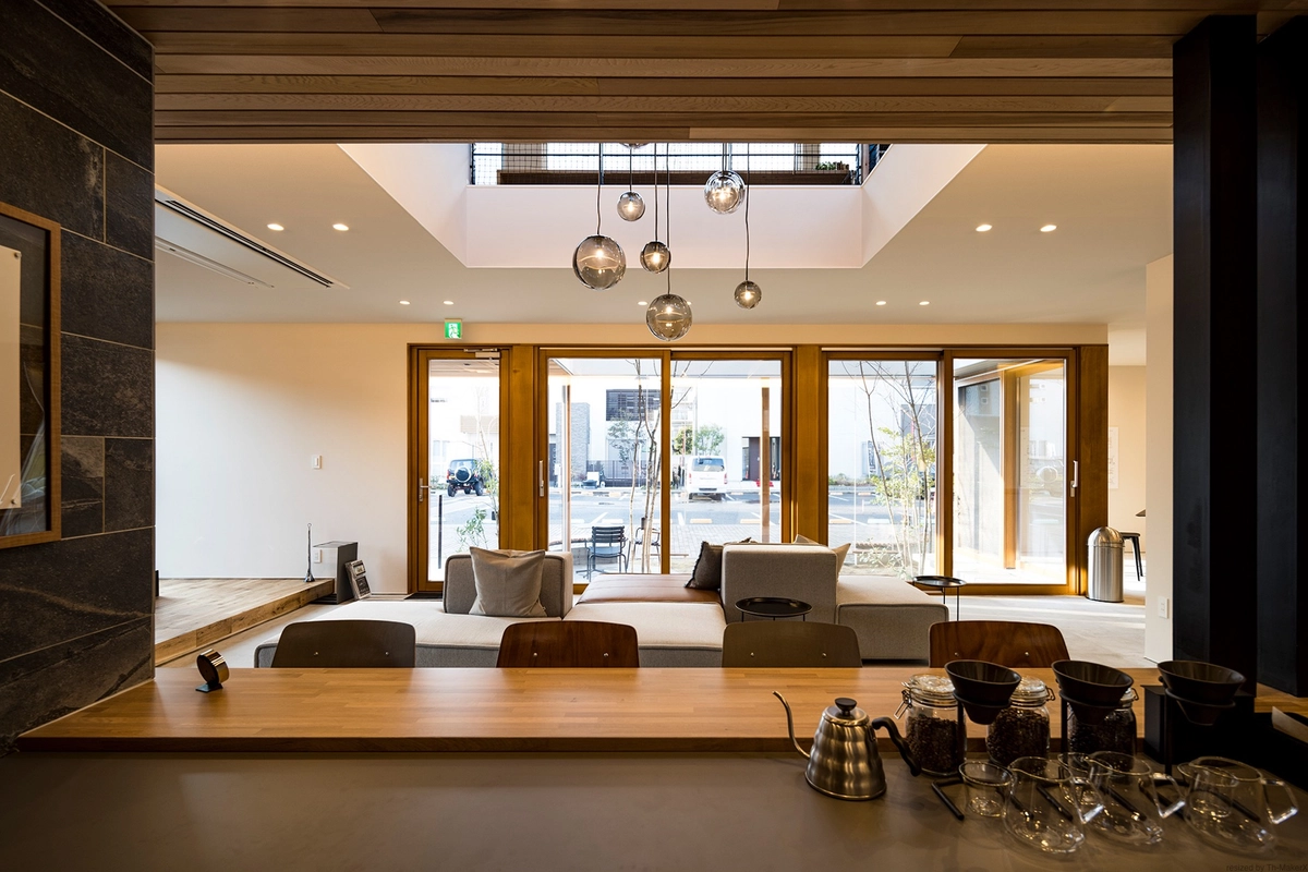 珈琲の薫る家のリビング・ダイニング・キッチン