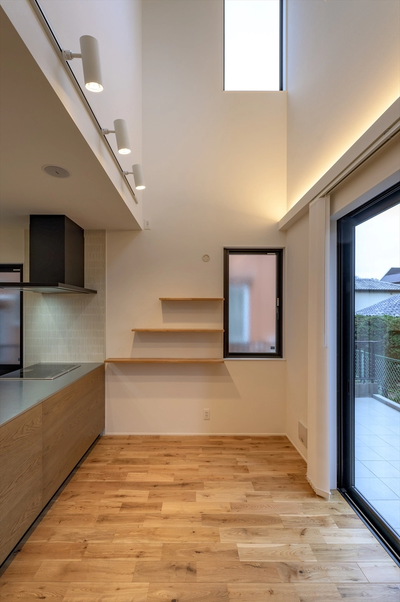 「ゆとり」のある家の吹き抜け