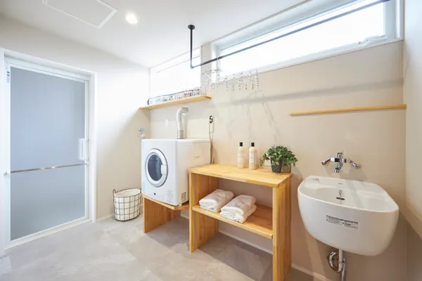 計算尽くされた生活動線と収納が叶えた 快適な暮らしの家事スペース