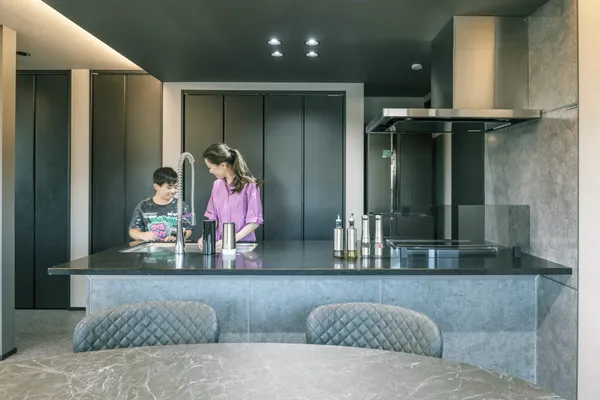 非日常感を楽しむホテルのような家の事例トップ画像