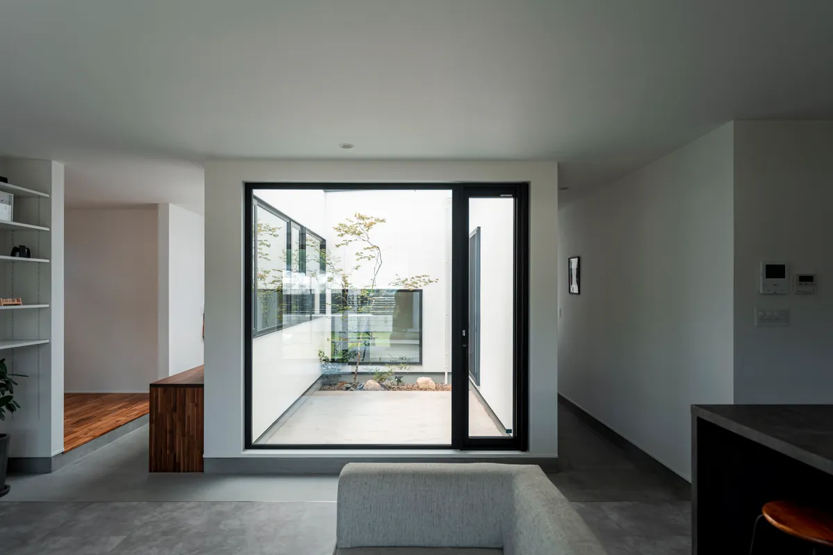 自然と共存する 土間のある平屋 事例トップ画像