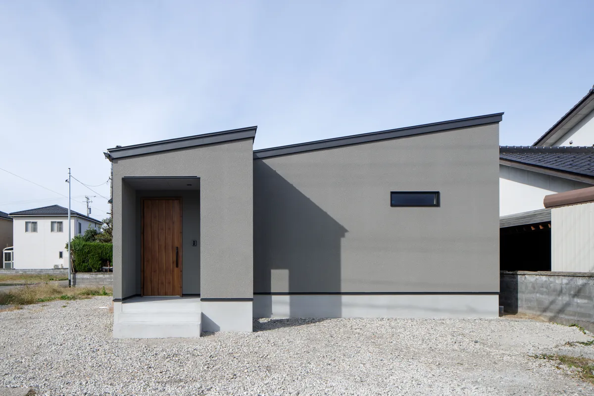 豊かなリビングでリラックスして過ごせる住まい 事例トップ画像