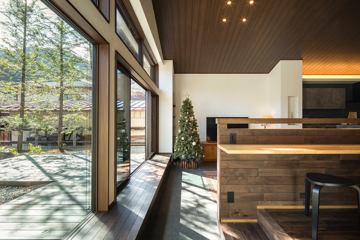 四季と暮らす平屋 事例トップ画像