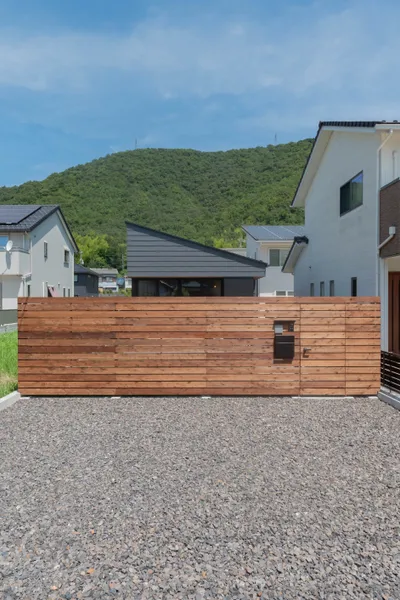 外構の壁で敷地を最大限に活かす家の事例トップ画像