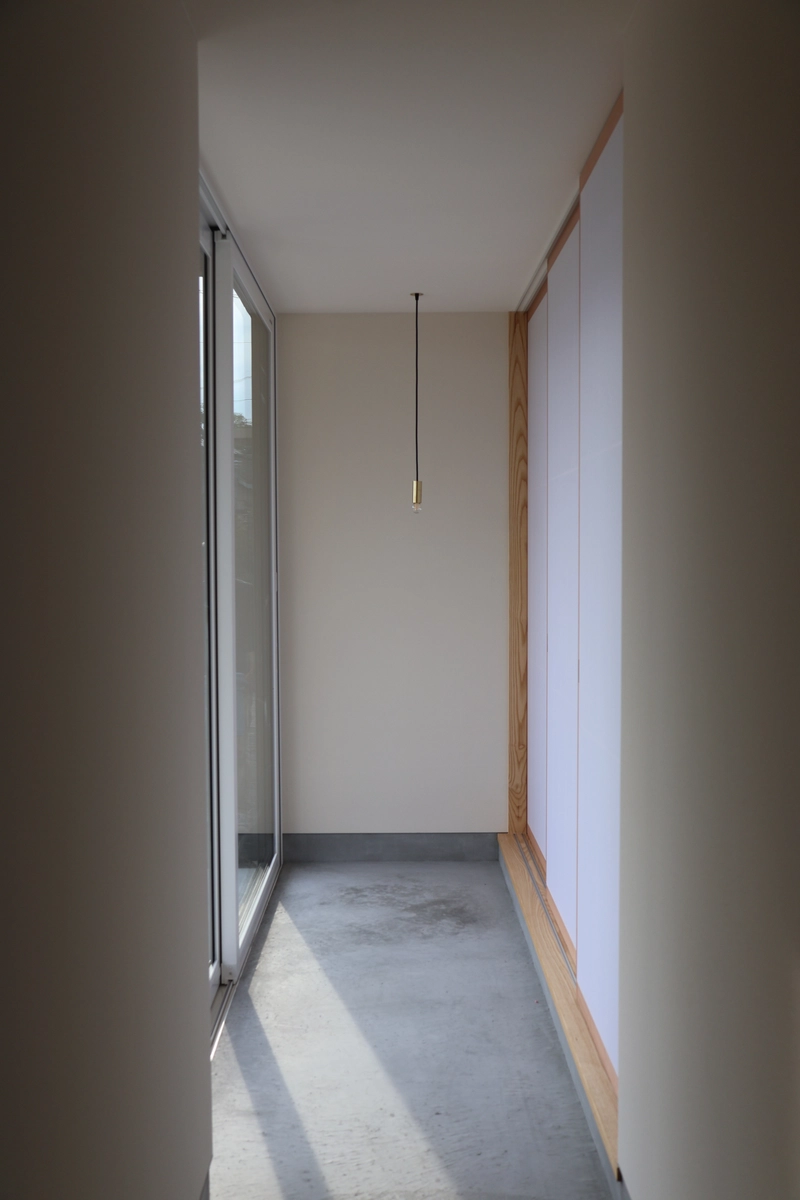 中間領域で周囲にそっと心を開く住まいの土間