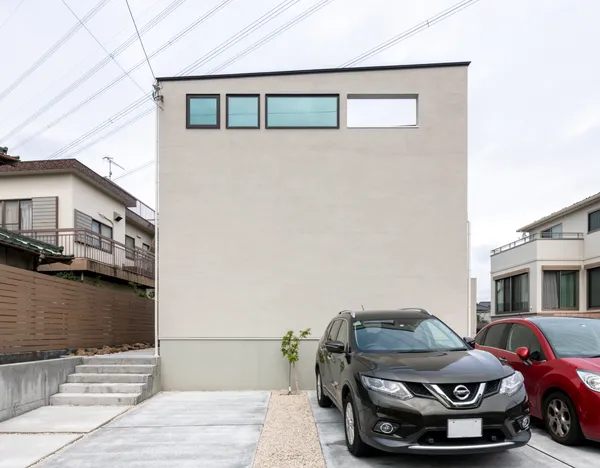 富士山の眺望とプライバシーの両方を叶えた家の外観