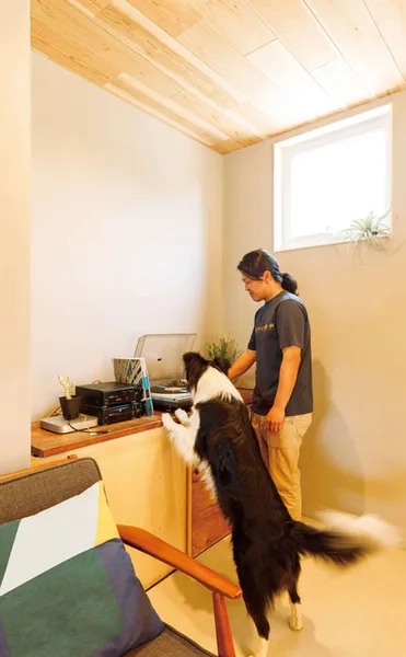 夫婦と愛犬の趣味を楽しむ平屋のフリースペース