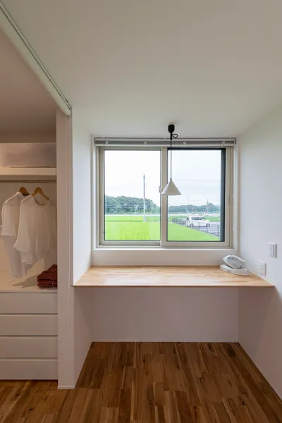 独創的なロフトが楽しい 平屋のお家の家事スペース