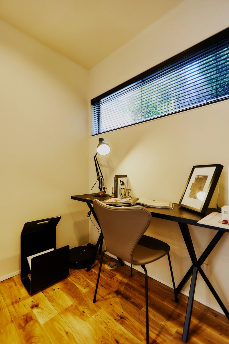 寄り添い、つながる。土間のある家のワークスペース