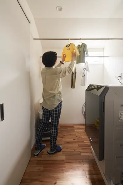 オンとオフをバランスよく形にした家の家事スペース