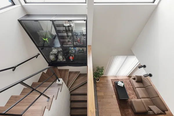 Gallery HOUSEの吹き抜け・階段